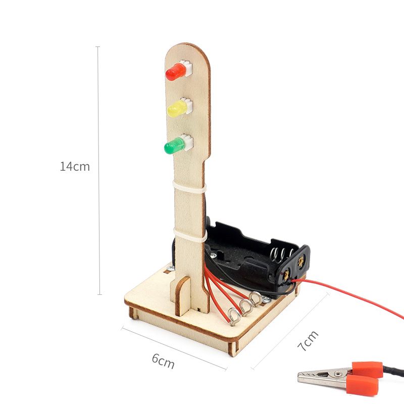 Купить Деревянный конструктор электрический Светофор оптом