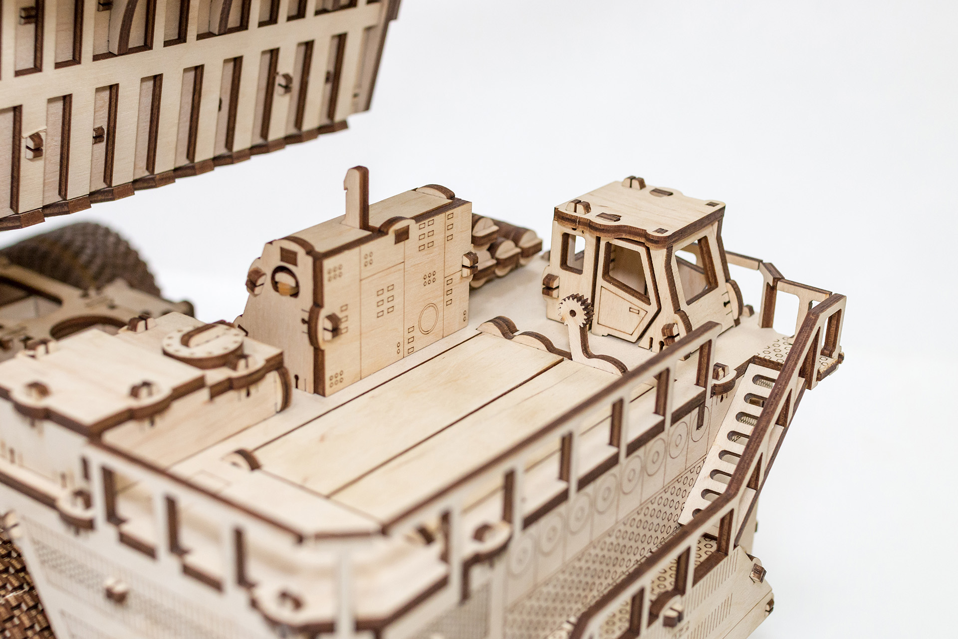 Купить Конструктор деревянный 3D EWA BELAZ 75710 оптом