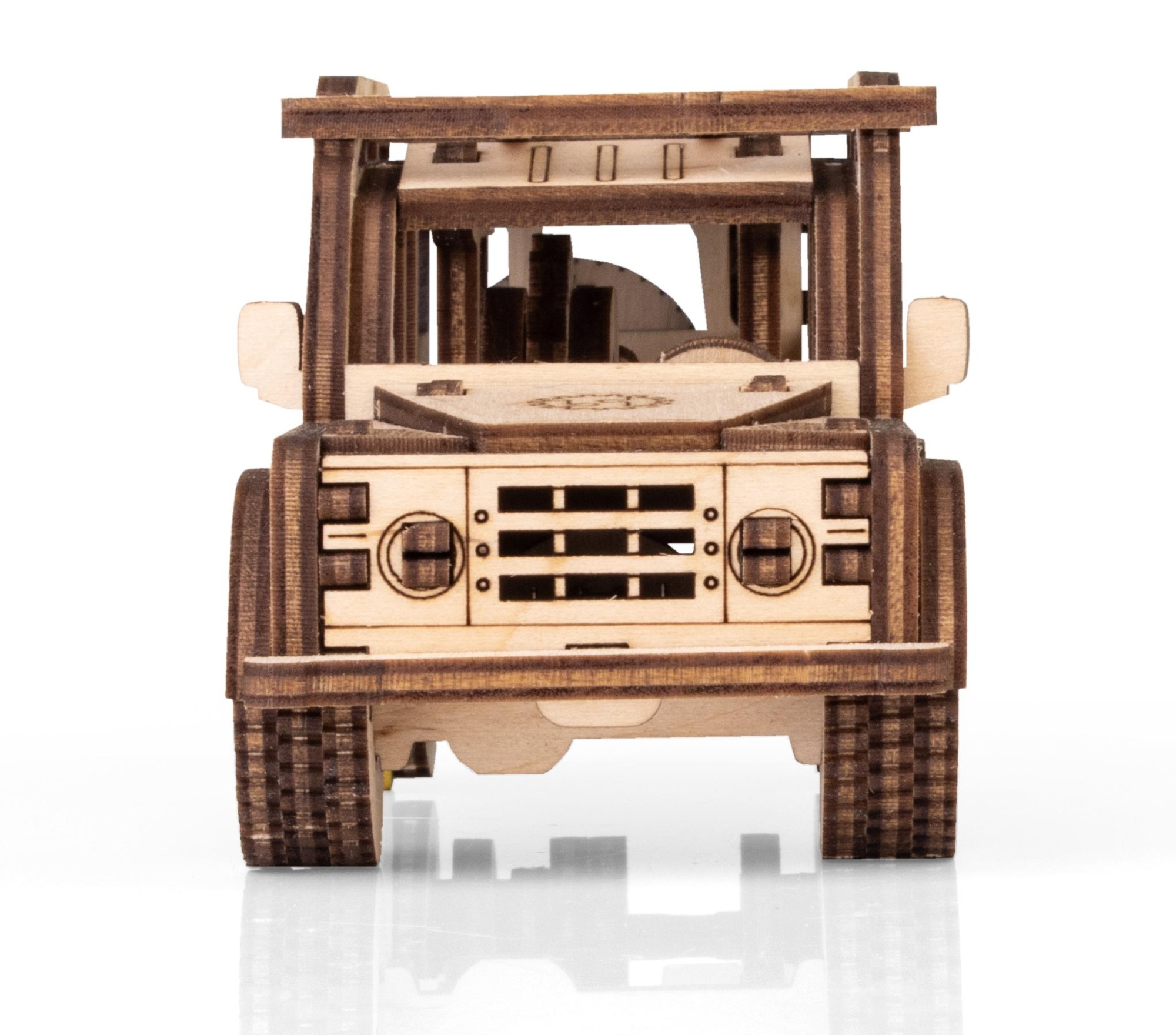 Купить Деревянный конструктор EWA Джип с заводным механизмом оптом  Купить Деревянный конструктор EWA Джип с заводным механизмом оптом